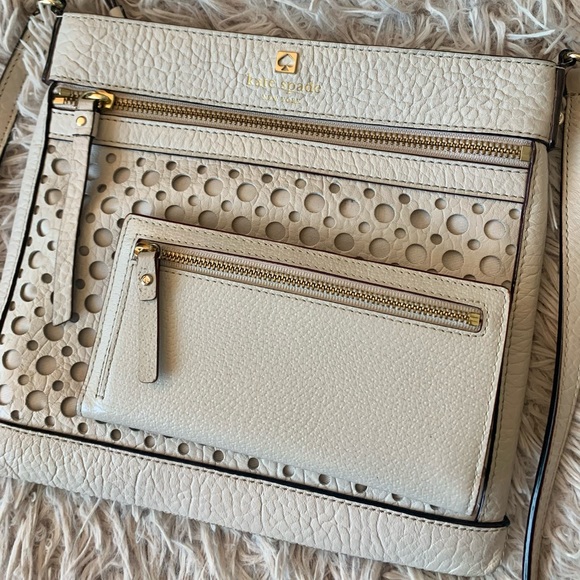 Authentic Kate Spade Crossbody Bag with matching Kate Spade New York Wallet - Picture 3 of 6